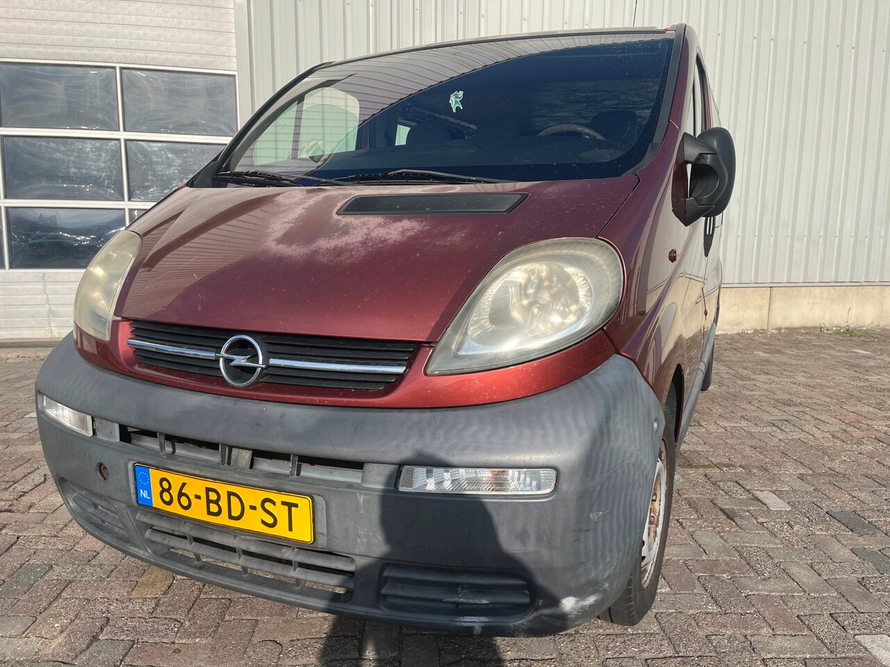 Opel Vivaro - 1.9 DTI L1H1 - Start niet - Motor defect - Schade - AutoWereld.nl