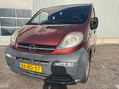 Opel Vivaro - 1.9 DTI L1H1 - Start niet - Motor defect - Schade