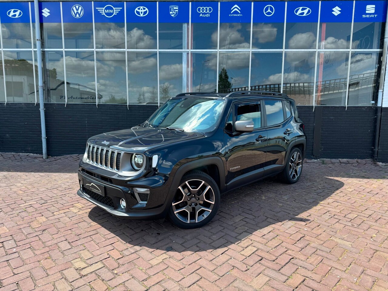Jeep Renegade - 1.3T Limited **BEATS AUDIO + CAMERA + LEER + KEYLESS** - AutoWereld.nl