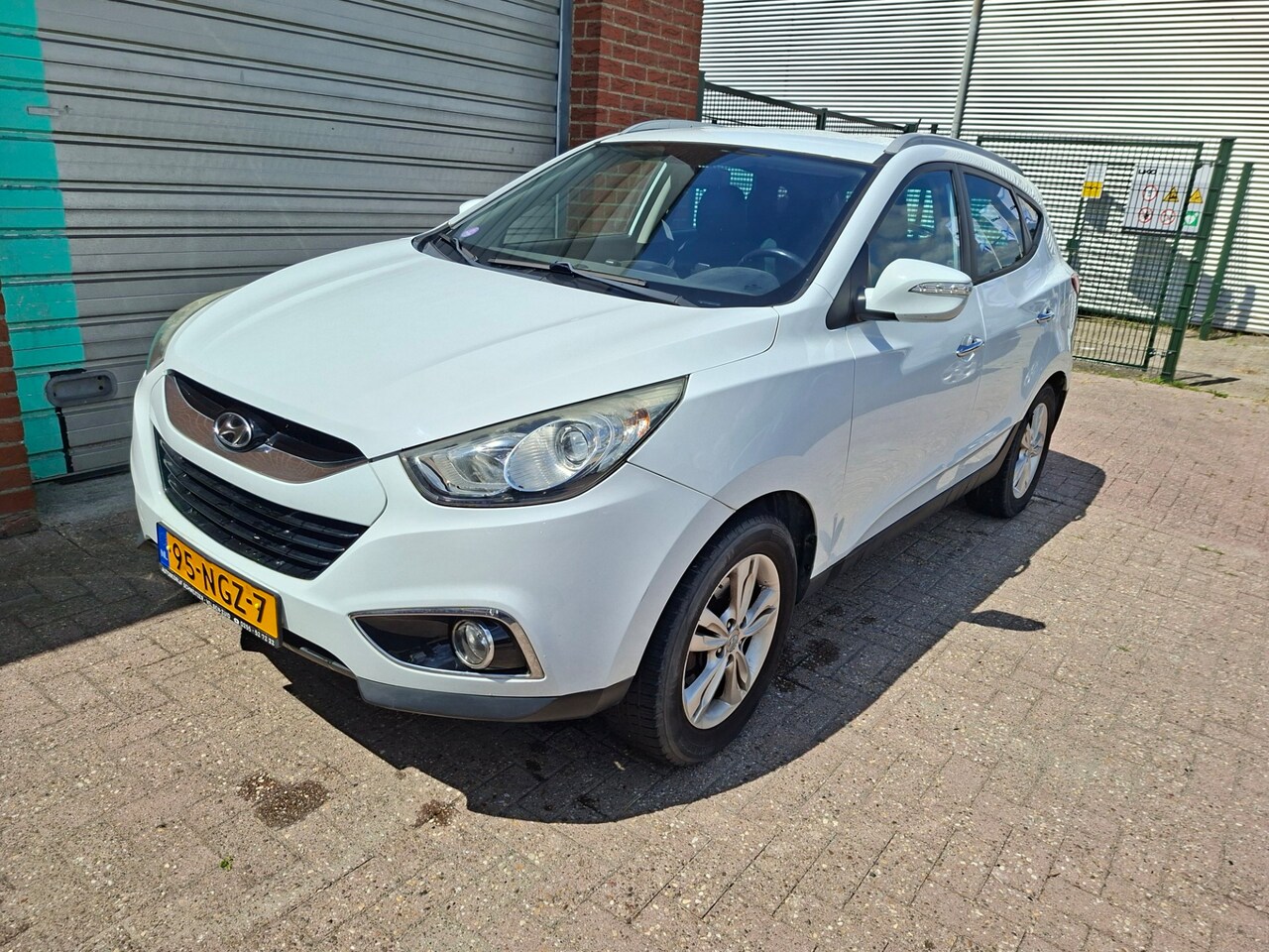Hyundai ix35 - 2.0i Style Clima NAP! - AutoWereld.nl