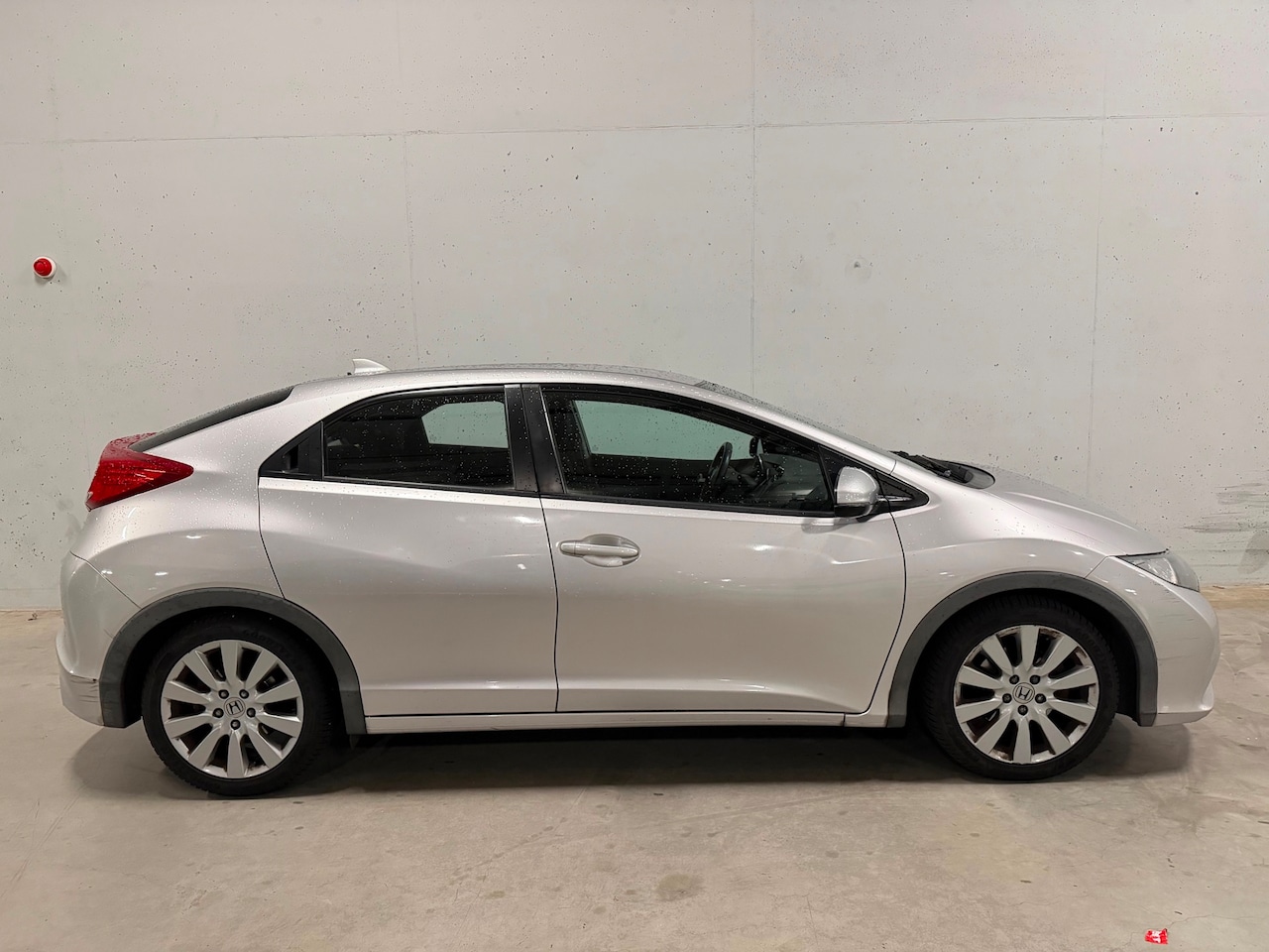 Honda Civic - 1.4 Sport Business Edition Navi Camera Cruise Trekhaak - AutoWereld.nl
