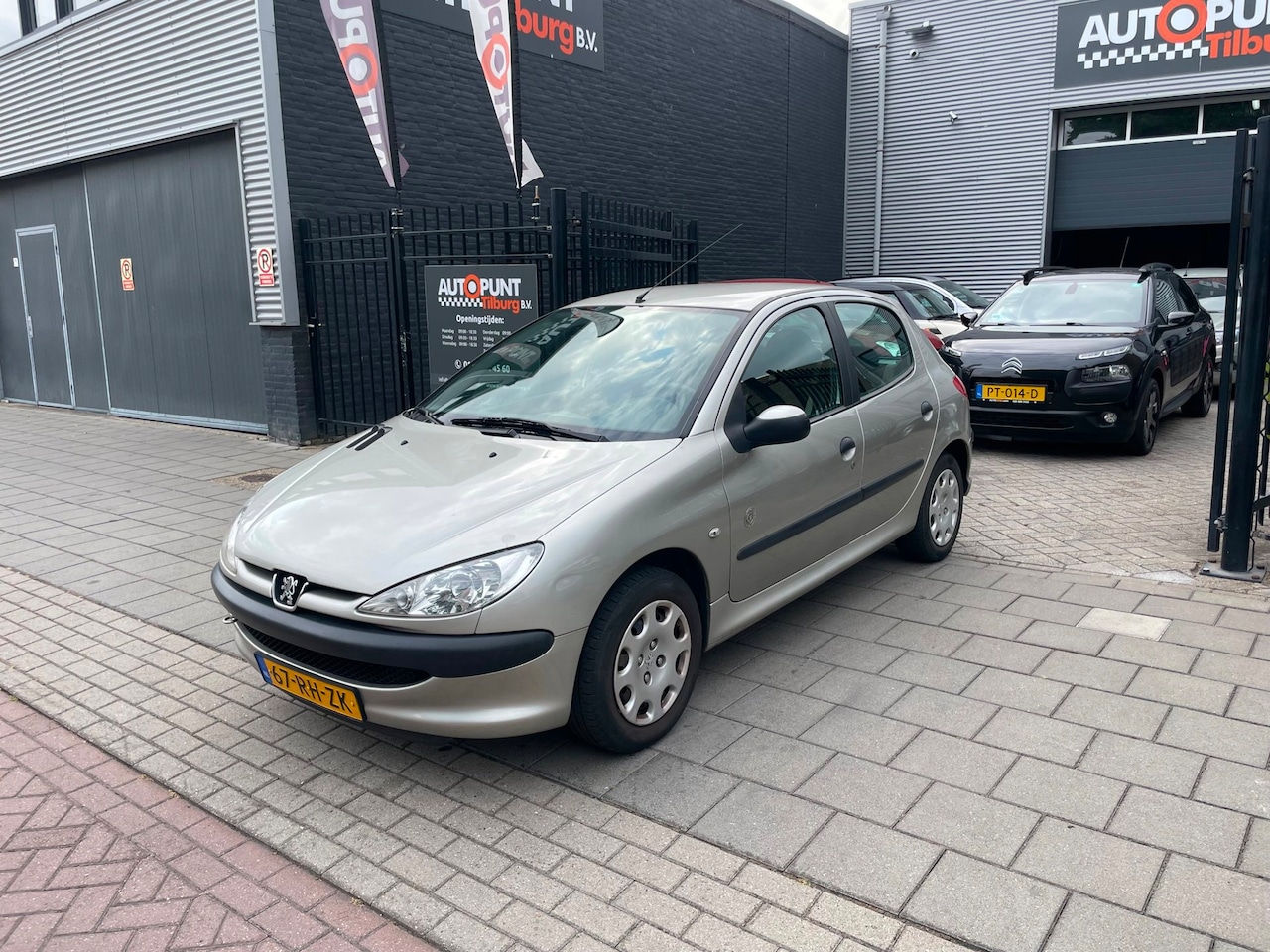 Peugeot 206 - 1.4 X-Design Sport Trekhaak NAP APK - AutoWereld.nl