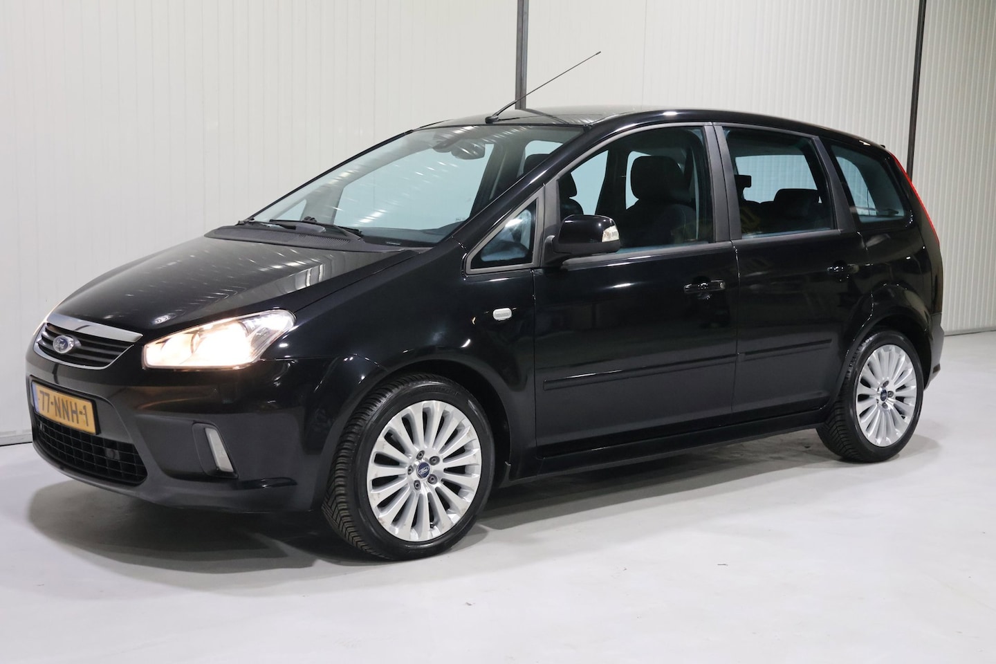 Ford C-Max - 2.0-16V Limited AUTOMAAT - NAVI - LM VELGEN - NWE APK! - AutoWereld.nl