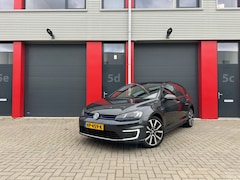 Volkswagen Golf - 1.4 TSI GTE NW Turbo , Pano , Keyless , ZGAN
