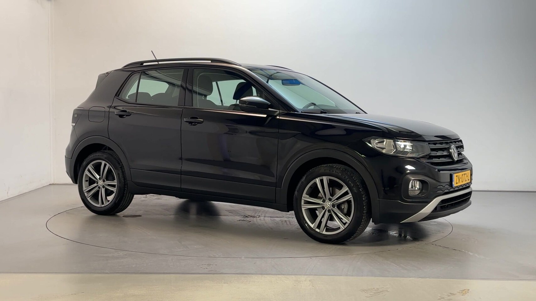 Volkswagen T-Cross - 1.0 TSI Life Navigatie DAB+ App-Connect Climate Control - AutoWereld.nl