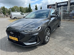 Ford Focus - 1.0 EcoB. Hybrid ST Line Carplay