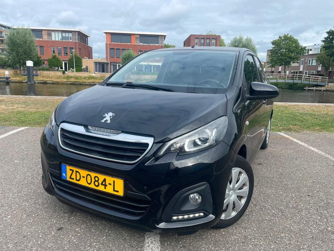 Peugeot 108 - 1.0 e-VTi Active AIRCO HOGE INSTAP ISOFIX NAP - AutoWereld.nl