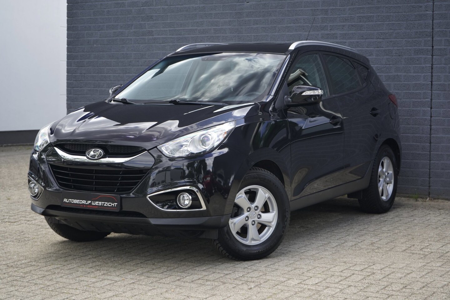 Hyundai ix35 - 2.0i Style Automaat, Trekhaak, Stoelverwarming - AutoWereld.nl