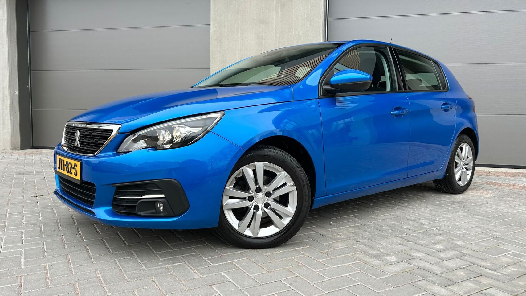 Peugeot 308 - 1.2 PureTech Active Pack 1.2 PureTech Active Pack, Navi, Camera, Virtual Cockpit - AutoWereld.nl