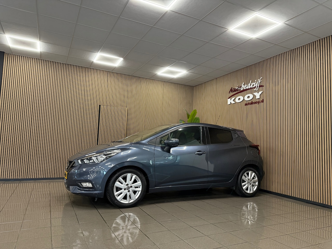 Nissan Micra - 1.0 IG-T N-Connecta * Automaat / Navigatie / Camera / LM Velgen / NL Auto * - AutoWereld.nl