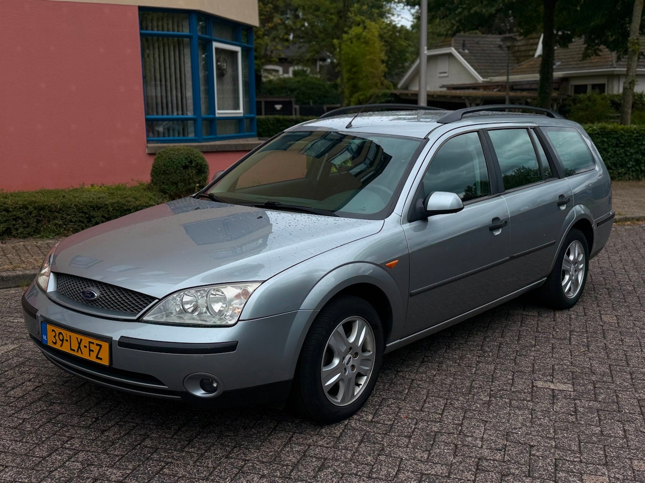Ford Mondeo Wagon - 1.8-16V Centennial Zonder APK - AutoWereld.nl