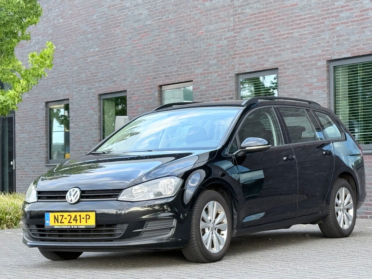 Volkswagen Golf Variant - 1.6 TDI Highline 1.6 TDI Highline - AutoWereld.nl