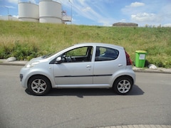 Peugeot 107 - 1.0 Active 5 DEURS MET AIRCO 2013