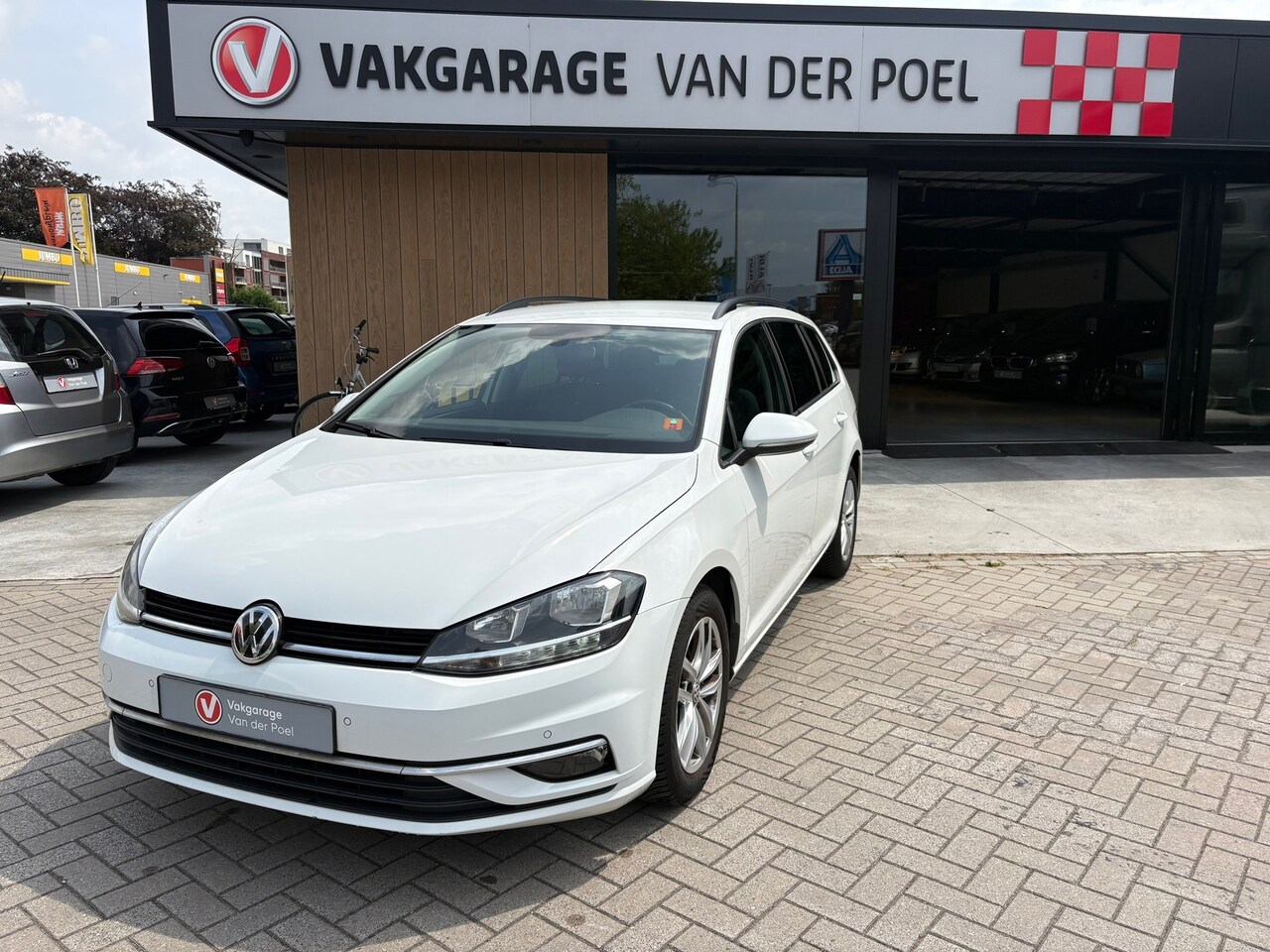 Volkswagen Golf Variant - 1.0 TSI Comfortline Business 1.0 TSI Comfortline Business - AutoWereld.nl