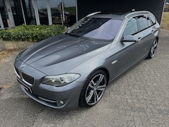 BMW 5-serie Touring - 525d High Executive PANO/SOFTCLOSE/ADAP/HEADUP APK+NAP