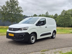 Peugeot Partner - 1.2 Benzine, airco/navi