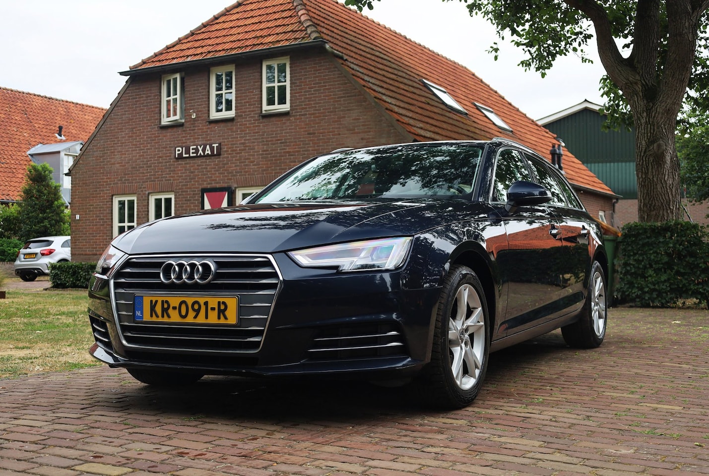 Audi A4 Avant - 1.4 TFSI Lease Edition Aut. | Sportstoelen | Navigatie | Climate Control | PDC | Orig. NL - AutoWereld.nl