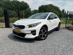Kia XCeed - 1.6 GDi PHEV DynamicPlusLine / Panorama Dak / Stoelverwarming / Stuurverwarming/ VOL /