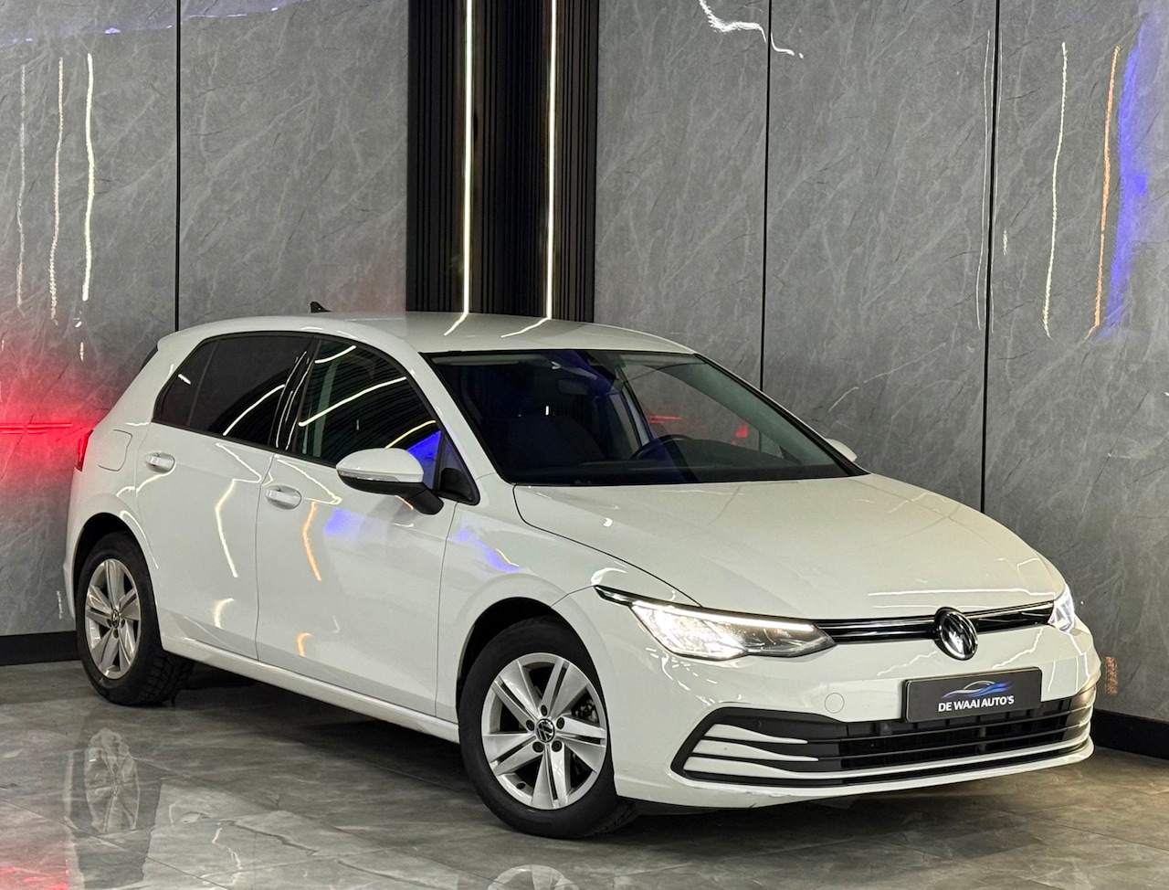 Volkswagen Golf - 2.0 TDI |Stoelverw|ACC|Lane Asisst|Stuurverw|CarPlay|Sfeer|LED| - AutoWereld.nl