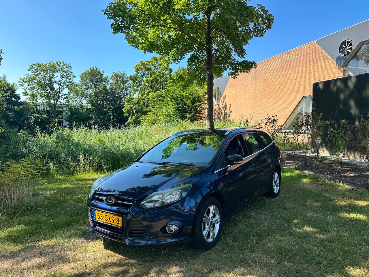 Ford Focus Wagon - 1.6 EcoBoost Trend Sport Airco Cruise PDC - AutoWereld.nl