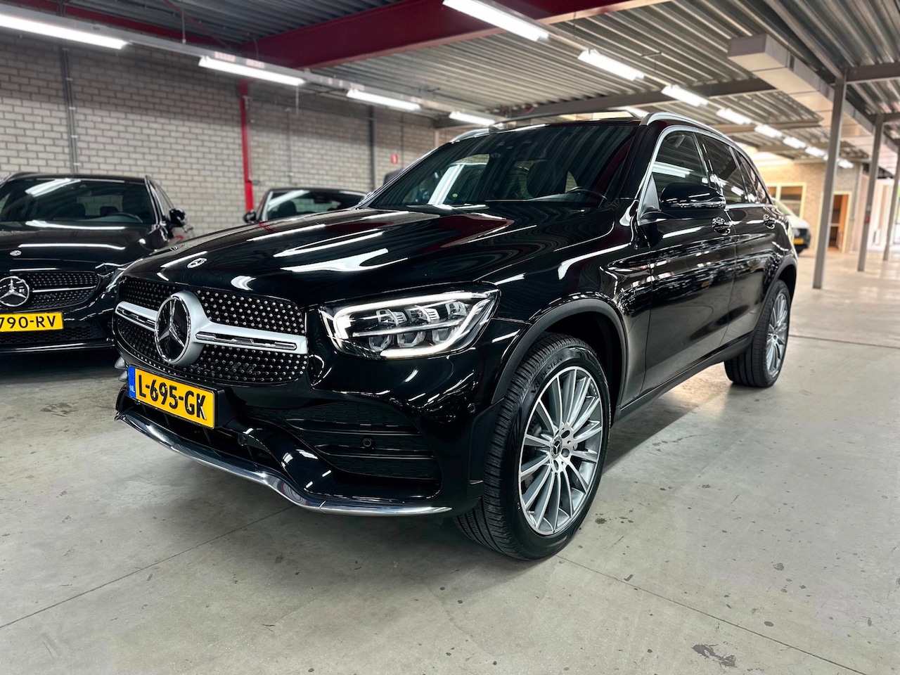 Mercedes-Benz GLC-klasse - 300de 4MATIC Premium Plus 300de 4MATIC Premium Plus, AMG, Pano - AutoWereld.nl