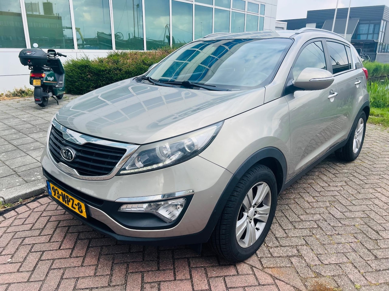 Kia Sportage - 1.6 GDI X-ecutive Plus Pack 1.6 GDI X-ecutive Plus Pack - AutoWereld.nl