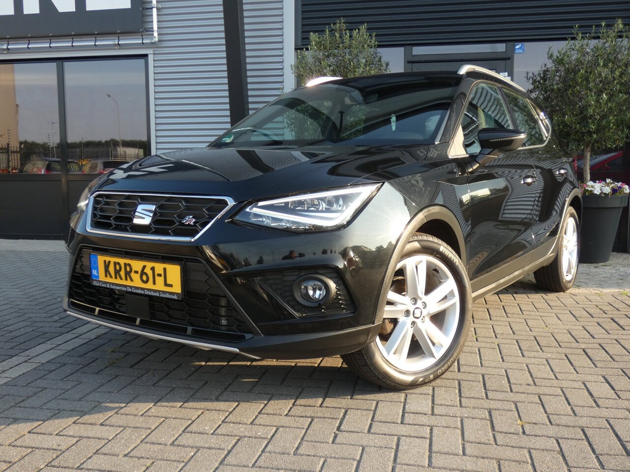 SEAT Arona - 1.5 TSI EVO FR Business Intense FR Airco| Elck.pakket|LVM|Trekhaak - AutoWereld.nl