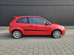 Ford Fiesta - 1.6-16V S Rally Edition / UNIEK / 1 VAN DE 250