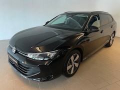 Volkswagen Passat Variant - 1.5 eTSI AIRCO NAVI CRUISE BLUETOOT APP CONNECT STOELVERW GROOT SCHERM 17 INCH ZEER NETTE