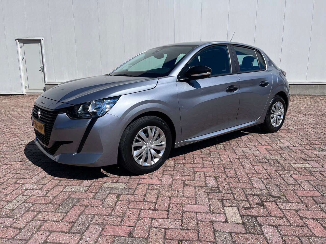 Peugeot 208 - 1.2 Like 5 deurs airco cruise controle 2021 31000km! - AutoWereld.nl