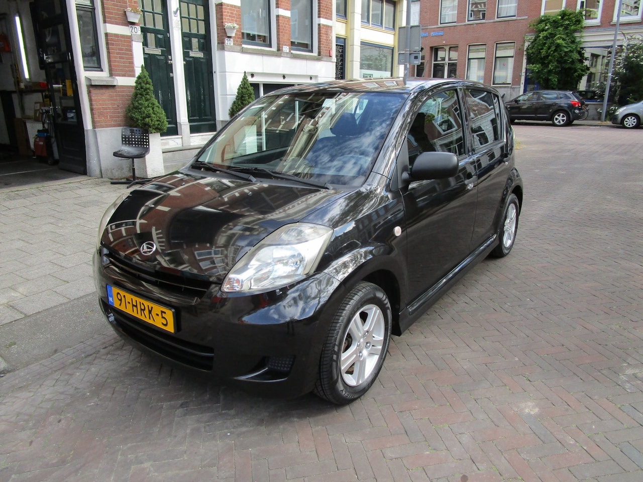 Daihatsu Sirion - 1.0-12V 5-Deurs Airco Eerste eigenaar 84000 km - AutoWereld.nl