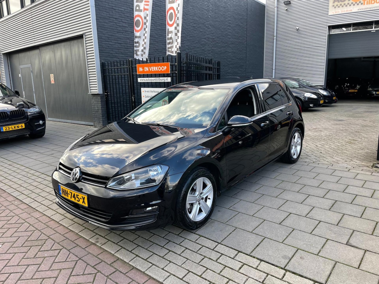 Volkswagen Golf - 1.2 TSI Business Edition R Airco PDC NAP APK - AutoWereld.nl