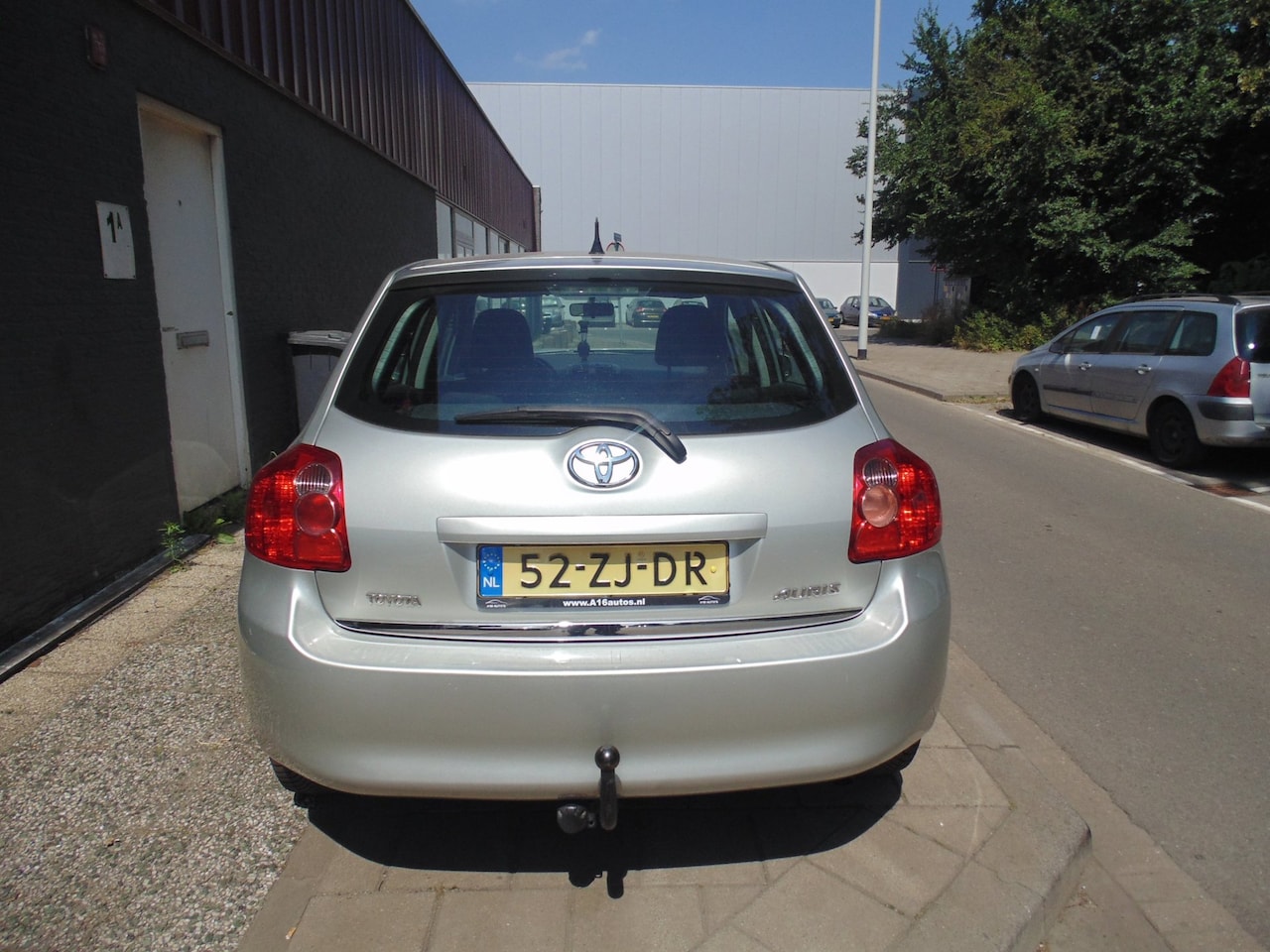 Toyota Auris - 1.6-16V Sol Business met NAVI AIRCO TERKHAAK rijdt 100% goed voor scahde - AutoWereld.nl
