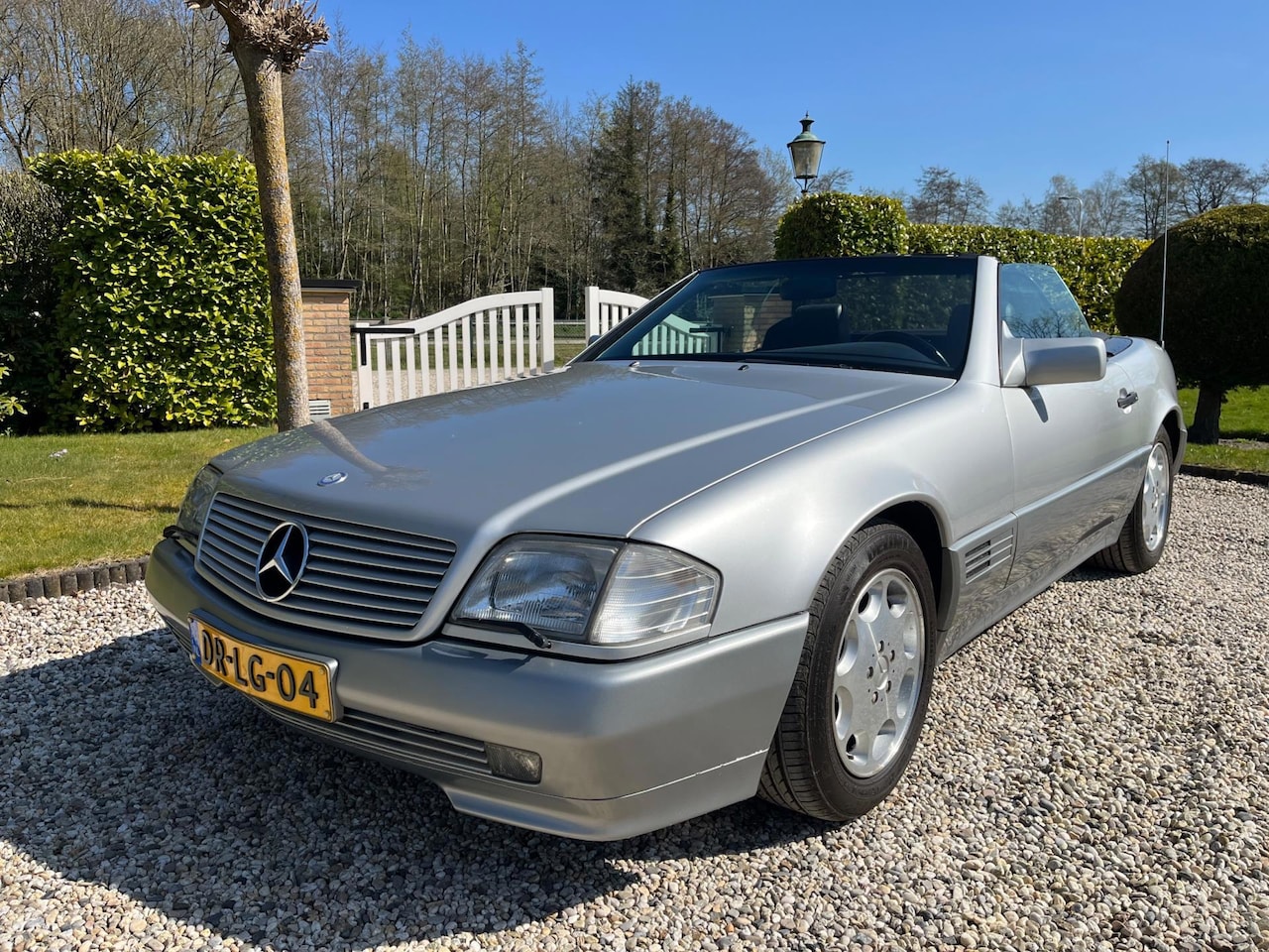 Mercedes-Benz SL-klasse Cabrio - 300 SL-24 NL geleverd - AutoWereld.nl