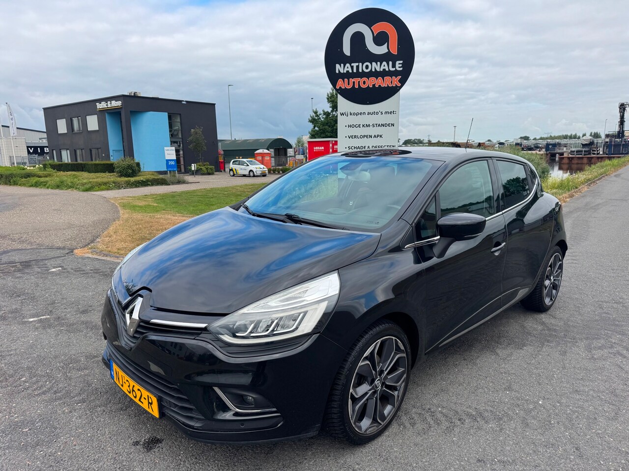 Renault Clio - | 2017 | 1.2 TCe Intens | Automaat STORING | APK - AutoWereld.nl