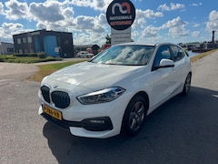 BMW 1-serie - | 2022 | 116i Business Edition | APK | Virtual Cockpit