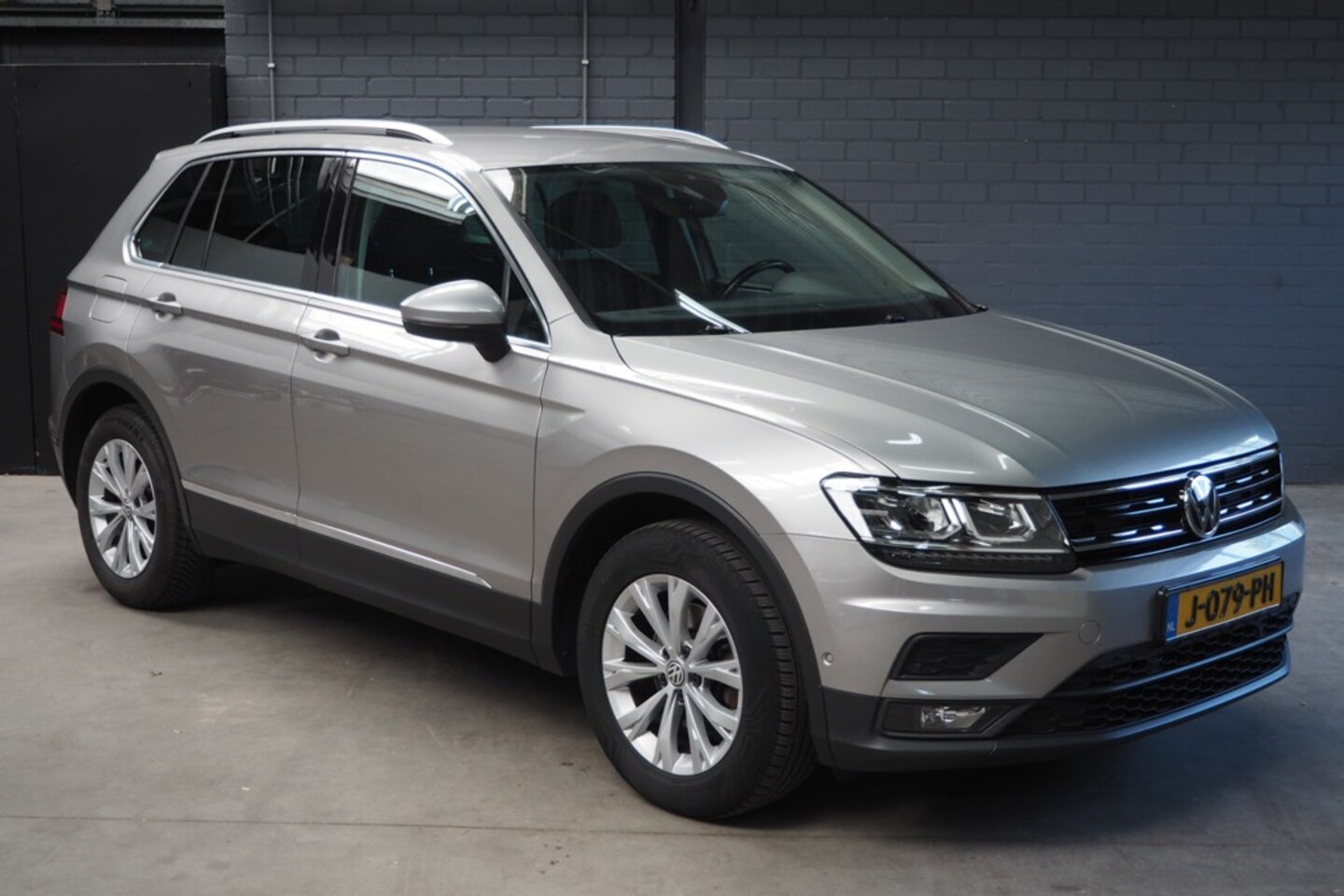 Volkswagen Tiguan - 1.5 TSI ACT Comfortline 1.5 TSI ACT Comfortline - AutoWereld.nl