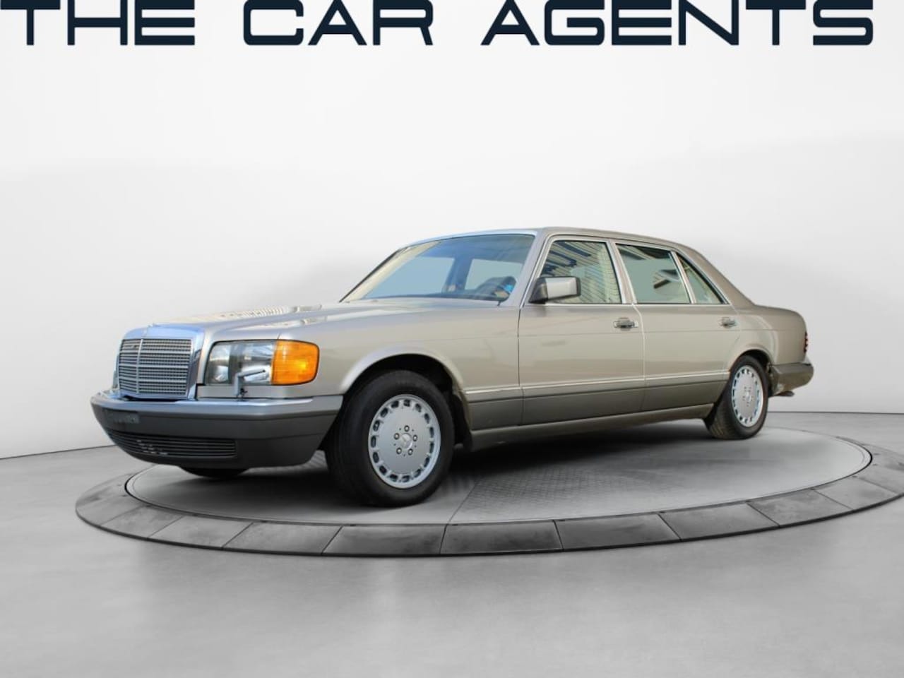 Mercedes-Benz S-klasse - 560 SEL 560 SEL, Liefhebbers auto - inverstering - moeilijk te vinden in deze staat. - AutoWereld.nl