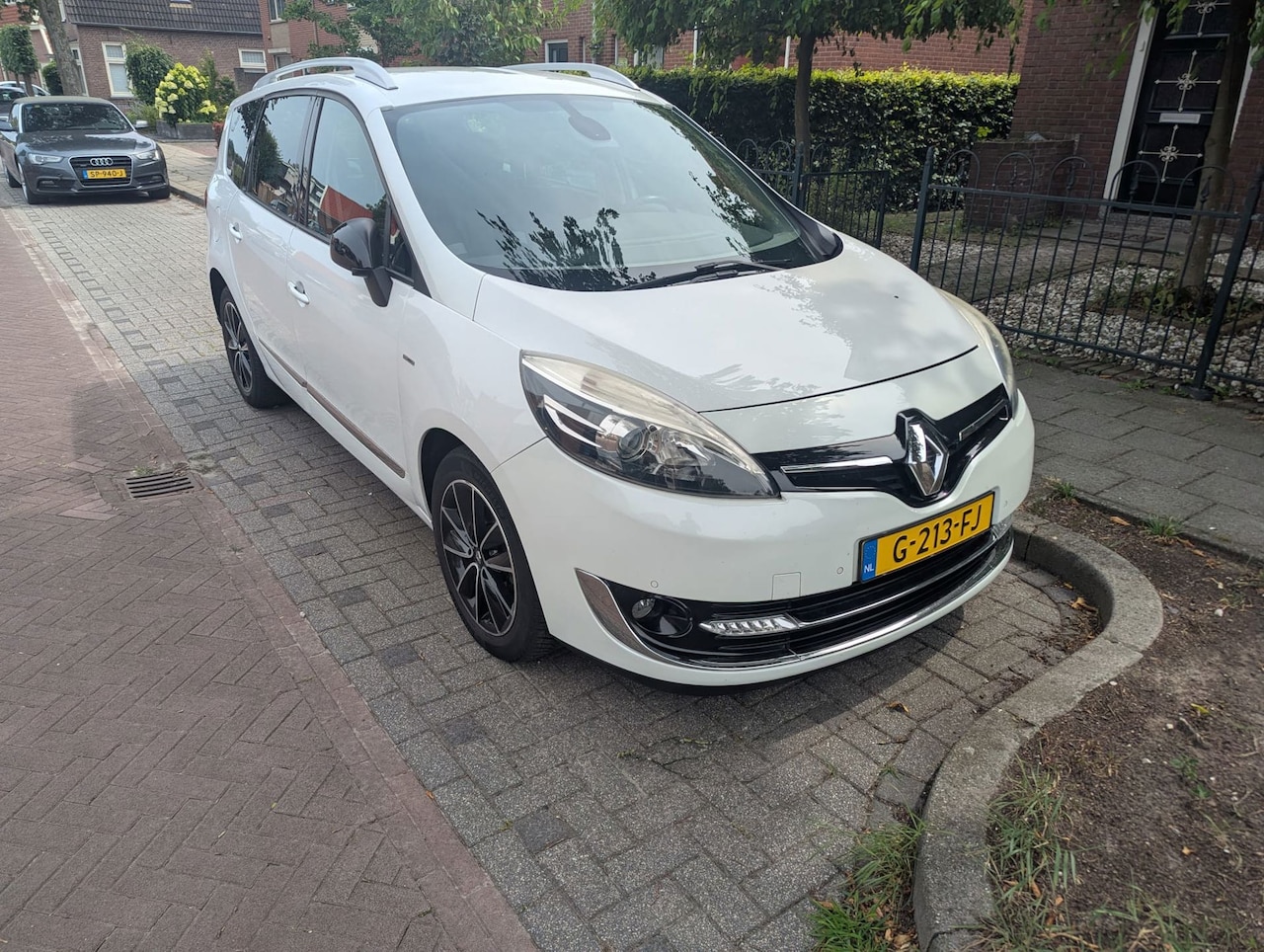 Renault Grand Scénic - 1.2 TCe Bose 1.2 TCe Bose - AutoWereld.nl