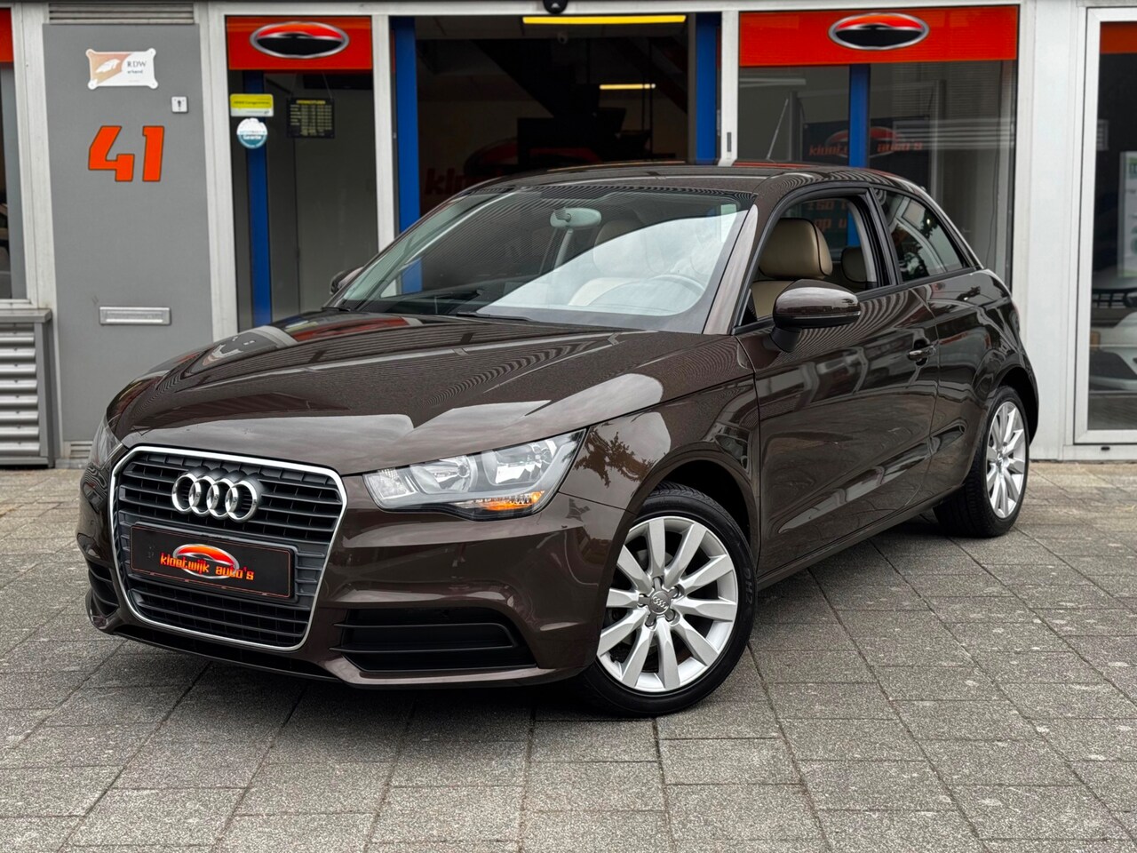 Audi A1 - 1.2 TFSI Connect Navigatie Leder Airco LM NAP - AutoWereld.nl
