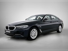 BMW 5-serie - Berline 530e xDrive | Automaat | Achteruitrijcamera | Parkeersensoren | Lederen Bekleding