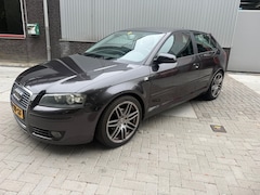 Audi A3 - 1.6 Attraction Pro Line Business NAVI