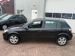 Opel Astra - 1.6 Edition