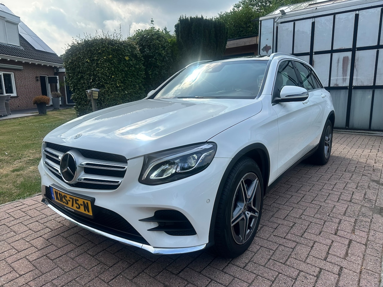 Mercedes-Benz GLC-klasse - 250 4MATIC AMG Pano Distronic - AutoWereld.nl