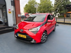 Toyota Aygo - 1.0 VVT-i x-play AUTOMAAT LMV AIRCO