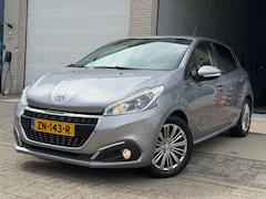 Peugeot 208 - 1.2 PureTech Signature/ nap/ 1e EIG/ dealeronderhouden/ 1jaar apk/ luxe uitvoering/ zeer n