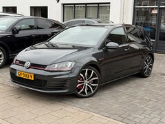 Volkswagen Golf - 2.0 TSI GTI Performance, NAP, Panoramadak, Stoelverwarming, Leder, 19 Inch.L.M.Velgen