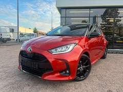 Toyota Yaris - 1.5 Hybrid Style|Two-tone|Panoramadak