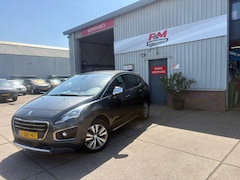 Peugeot 3008 - 1.6 THP Style Clima, cruise, camera, pdc achter, trekhaak