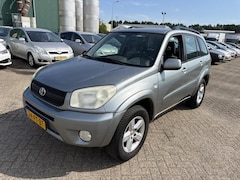 Toyota RAV4 - 2.0-16V VVT-i Sol